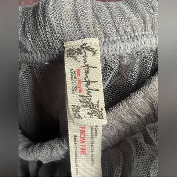 Free People Tulle Much, Half Slip Gray to Black, Tiered Maxi Skirt - NWT - Picture 3 of 8